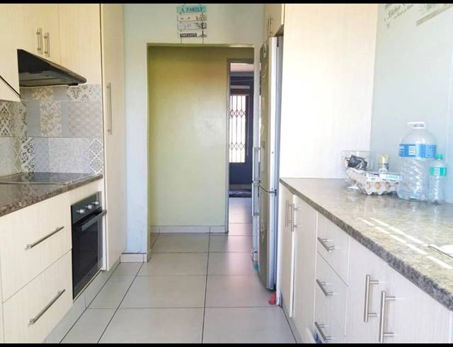 3 BEDROOM HOUSE FOR SALE IN RIVERLEA